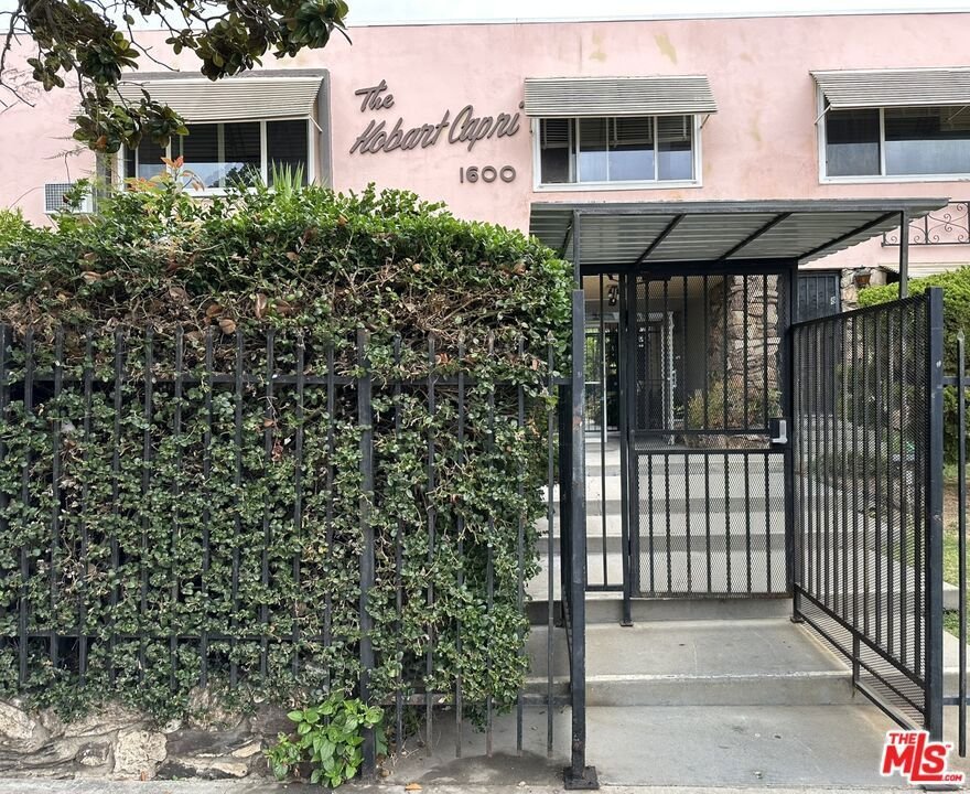 1600 N Hobart Boulevard 16 Los Angeles CA 90027 14 1600 N Hobart Boulevard 16 Los Angeles CA 90027