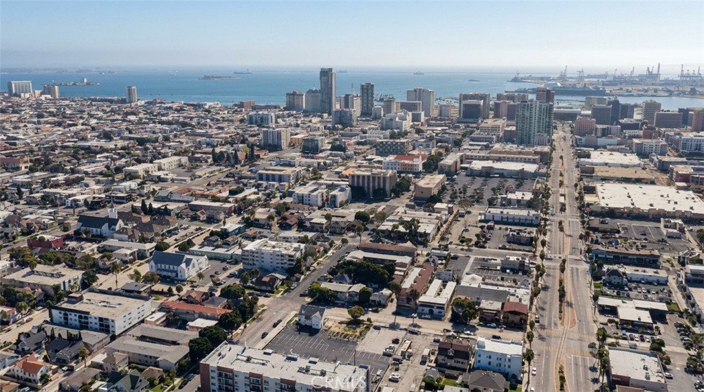 724 Elm Avenue Long Beach CA 90813 58 724 Elm Avenue Long Beach CA 90813