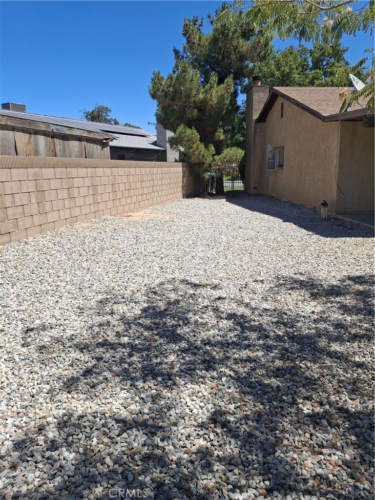 1012 Chagal Lancaster CA 93535 23 1012 Chagal Lancaster CA 93535