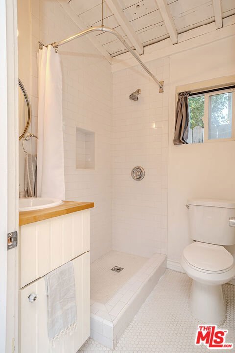 173 S Kingsley Drive Los Angeles CA 90004 28 173 S Kingsley Drive Los Angeles CA 90004