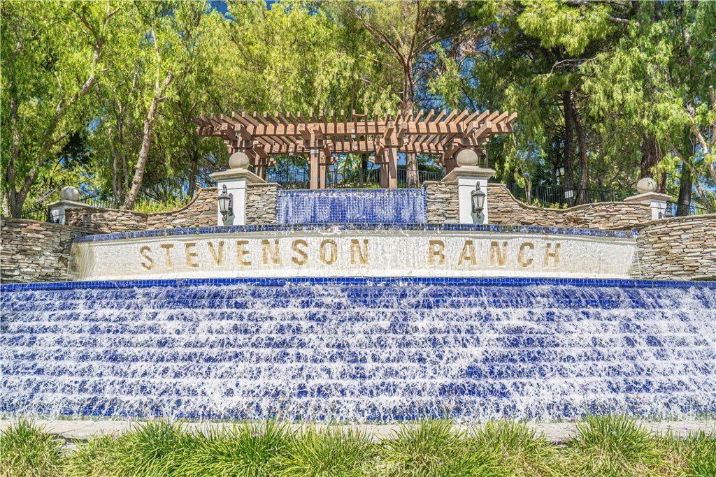 25708 Holiday Circle B Stevenson Ranch CA 91381 52 25708 Holiday Circle B Stevenson Ranch CA 91381