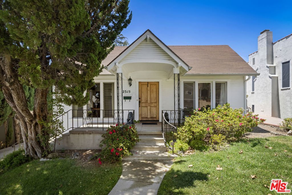 2315 Nella Vista Avenue Los Angeles CA 90027 35 2315 Nella Vista Avenue Los Angeles CA 90027
