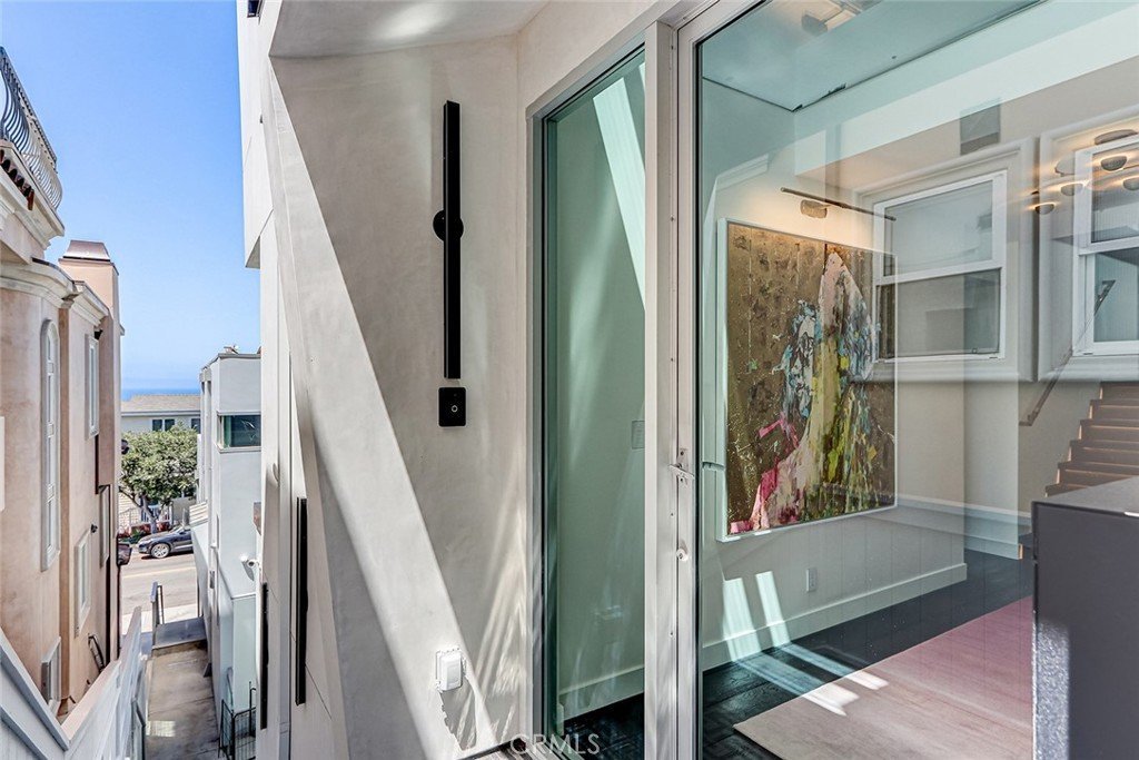 2417 Crest Manhattan Beach CA 90266 73 2417 Crest Manhattan Beach CA 90266