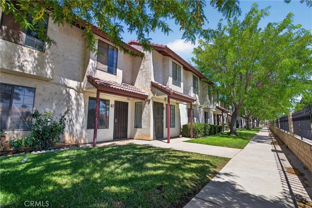 2260 E Avenue Q4 Palmdale CA 93550 18 2260 E Avenue Q4 Palmdale CA 93550