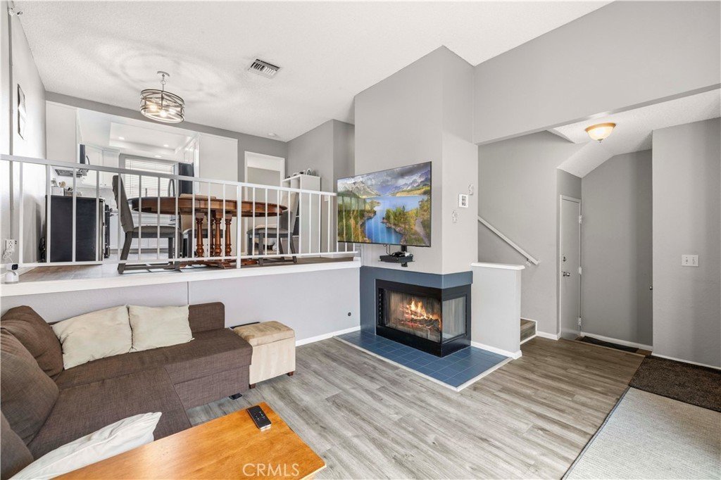 17955 River Circle 4 Canyon Country CA 91387 57 17955 River Circle 4 Canyon Country CA 91387