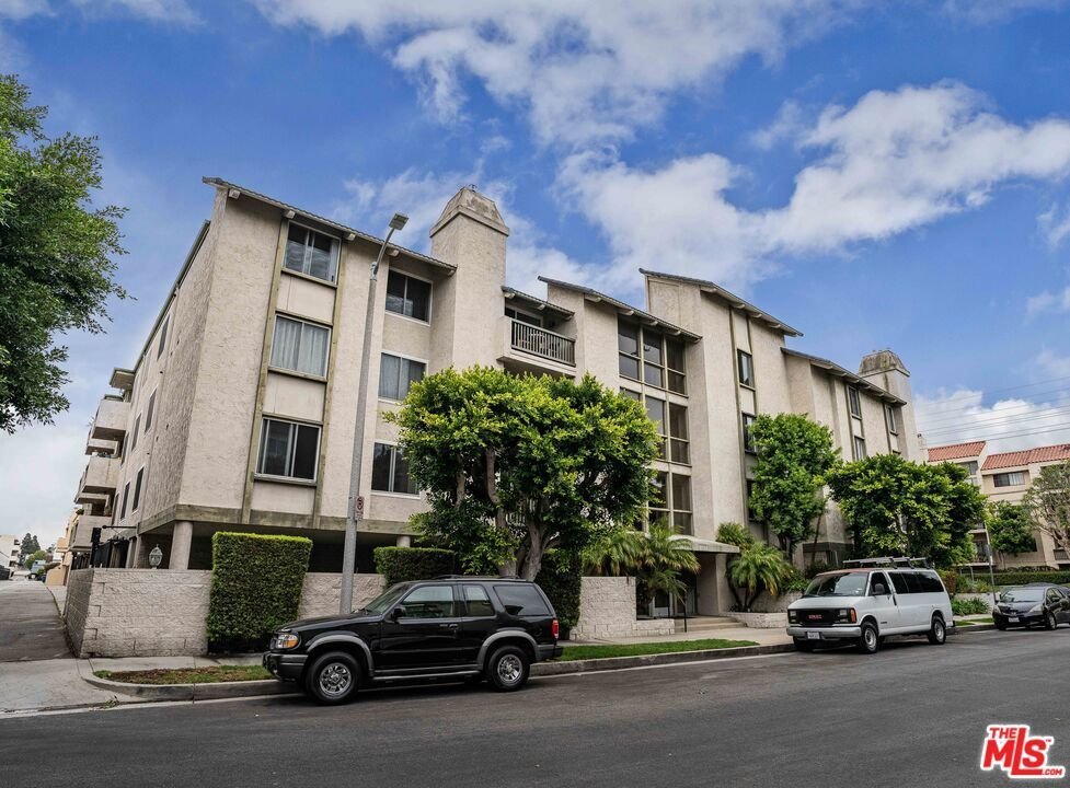 8740 Tuscany Avenue 207 Playa Del Rey CA 90293 18 8740 Tuscany Avenue 207 Playa Del Rey CA 90293
