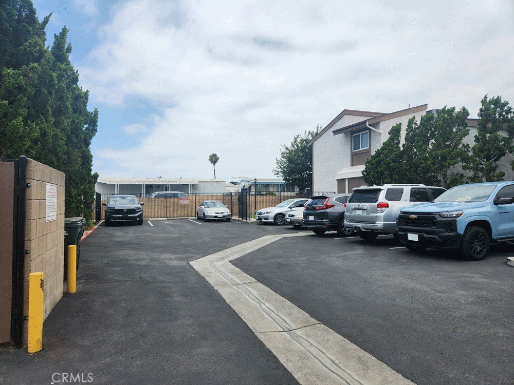 1047 E Huntington Drive C Monrovia CA 91016 15 1047 E Huntington Drive C Monrovia CA 91016