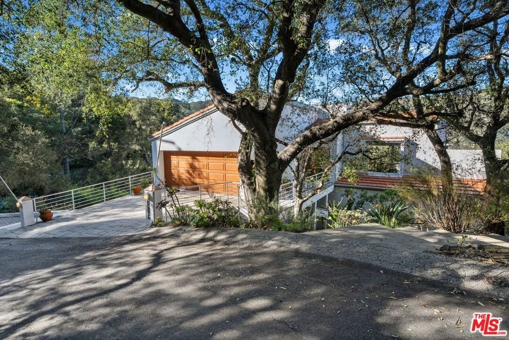 26207 Ingleside Way Malibu CA 90265 52 26207 Ingleside Way Malibu CA 90265