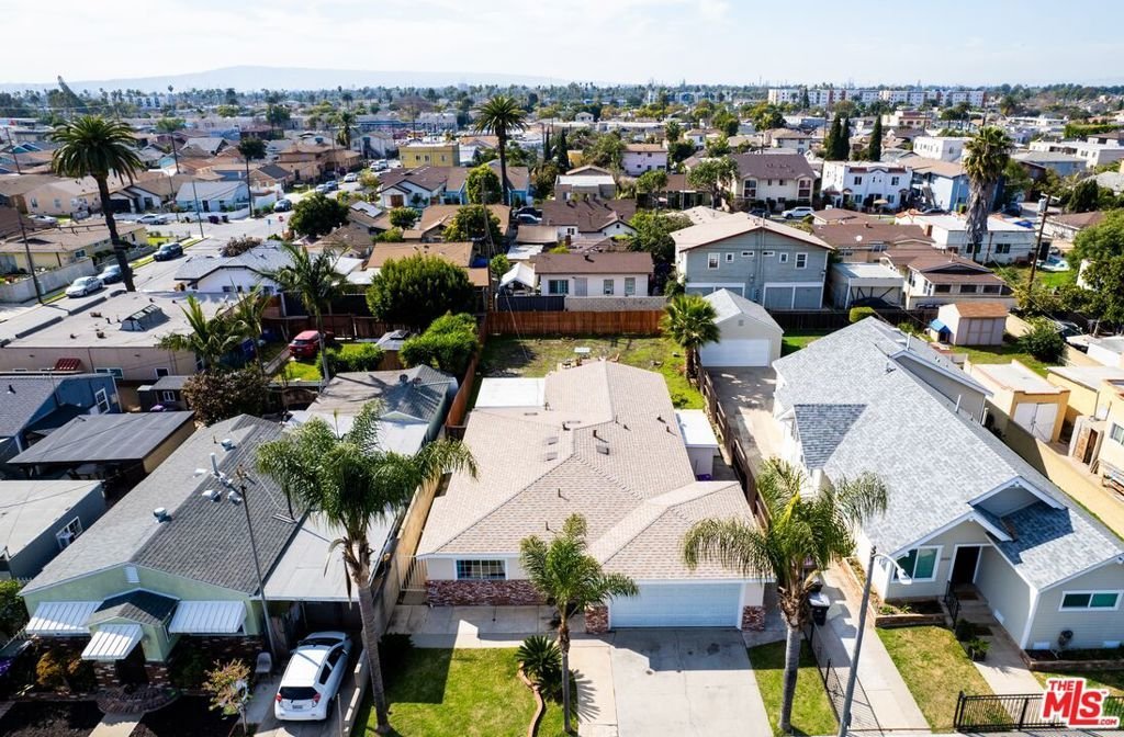 2321 Myrtle Avenue Long Beach CA 90806 22 2321 Myrtle Avenue Long Beach CA 90806