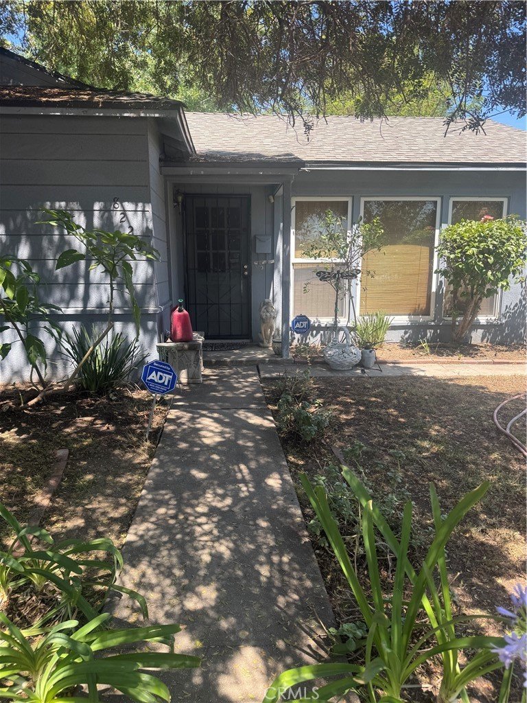 8226 WhiteOak Avenue Northridge CA 91325 1 8226 WhiteOak Avenue Northridge CA 91325