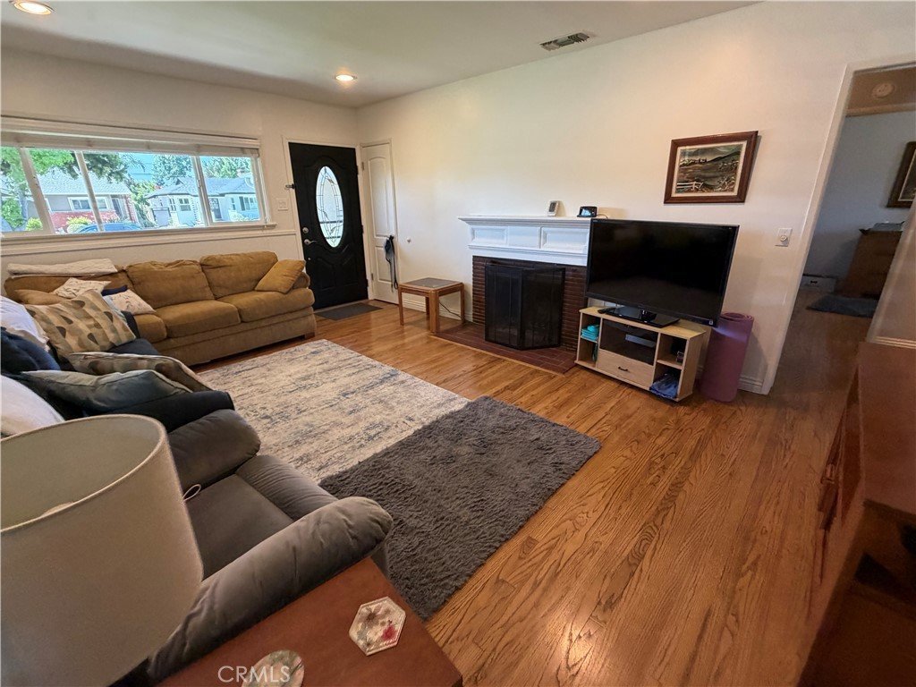 6141 E Huntdale Street E Long Beach CA 90808 17 6141 E Huntdale Street E Long Beach CA 90808