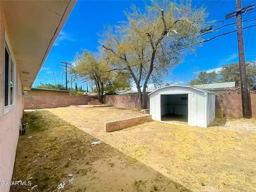 44739 3rd Street E Lancaster CA 93535 24 44739 3rd Street E Lancaster CA 93535
