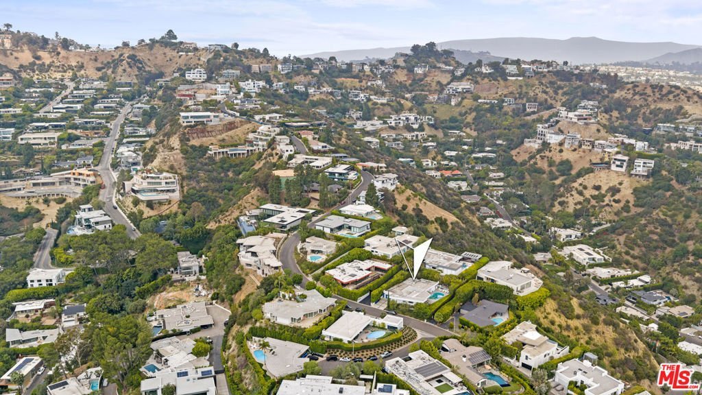 1506 Blue Jay Way Los Angeles CA 90069 38 1506 Blue Jay Way Los Angeles CA 90069