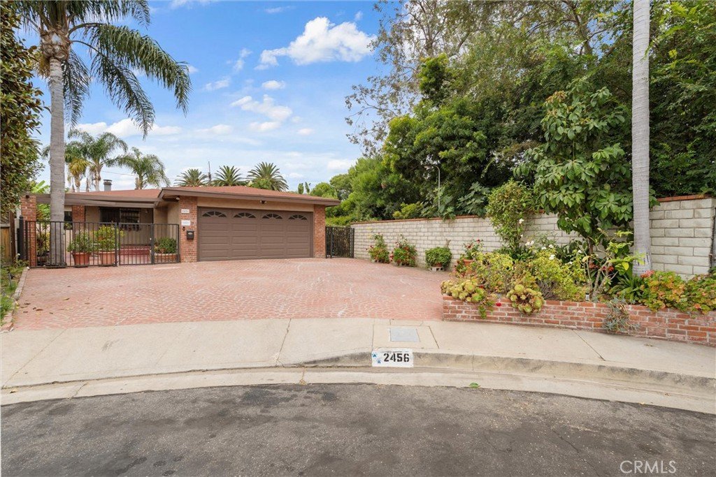 2456 Granville Avenue Los Angeles CA 90064 49 2456 Granville Avenue Los Angeles CA 90064