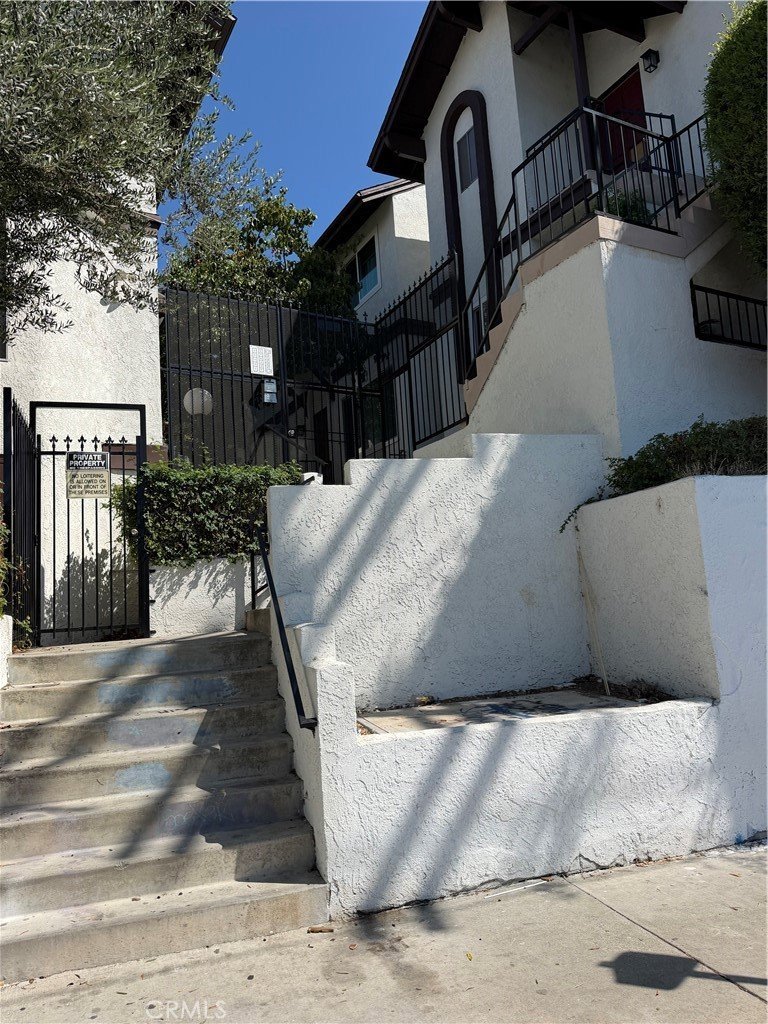 149 S Avenue 54 13 Los Angeles CA 90042 24 149 S Avenue 54 13 Los Angeles CA 90042
