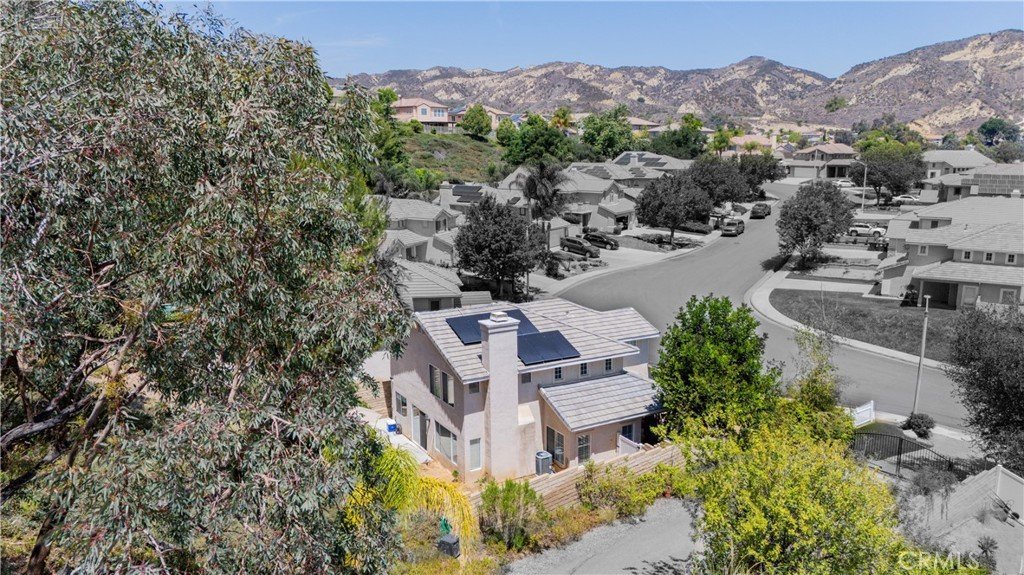 28013 Cascade Castaic CA 91384 42 28013 Cascade Castaic CA 91384