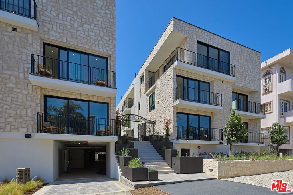 11967 Mayfield Ave 105 Los Angeles CA 90049 59 11967 Mayfield Ave 105 Los Angeles CA 90049