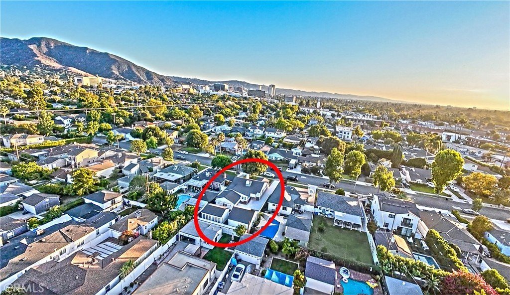 220 S Reese Place Burbank CA 91506 38 220 S Reese Place Burbank CA 91506