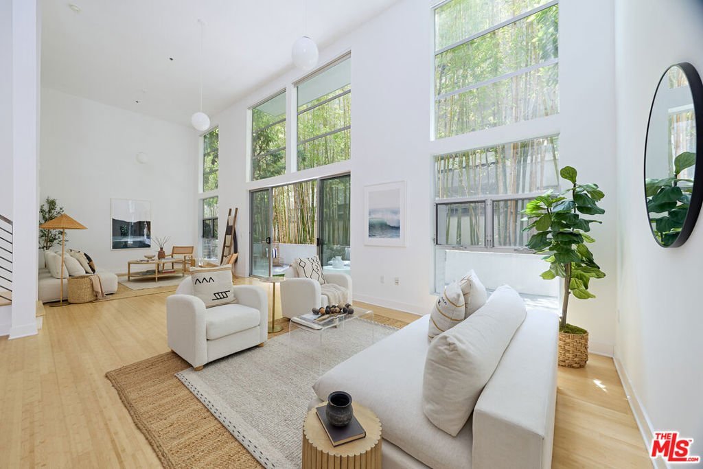 13326 Beach Avenue 105 Marina Del Rey CA 90292 25 13326 Beach Avenue 105 Marina Del Rey CA 90292
