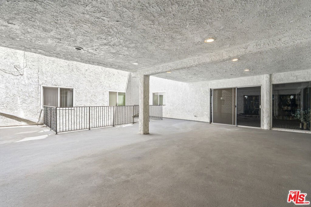 1515 S Beverly Drive 201 Los Angeles CA 90035 14 1515 S Beverly Drive 201 Los Angeles CA 90035