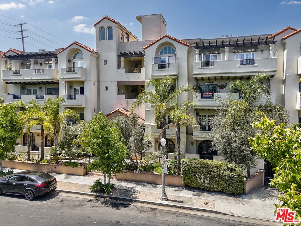 1135 Rexford Drive 302 Los Angeles CA 90035 27 1135 Rexford Drive 302 Los Angeles CA 90035