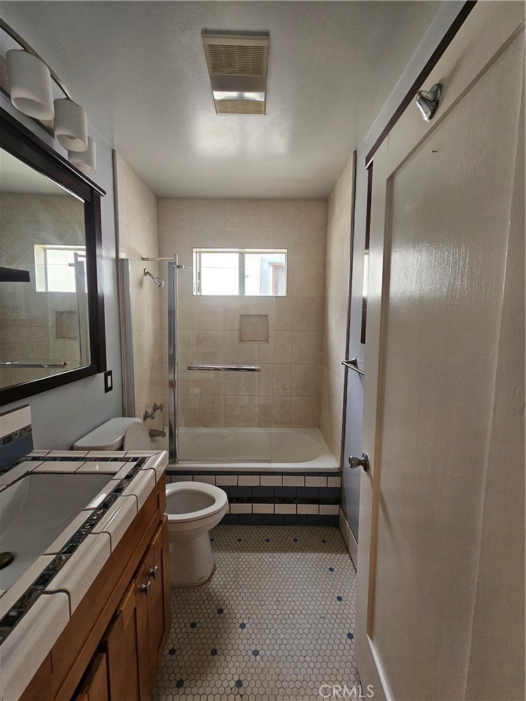 4966 N Maywood Eagle Rock CA 90041 7 4966 N Maywood Eagle Rock CA 90041
