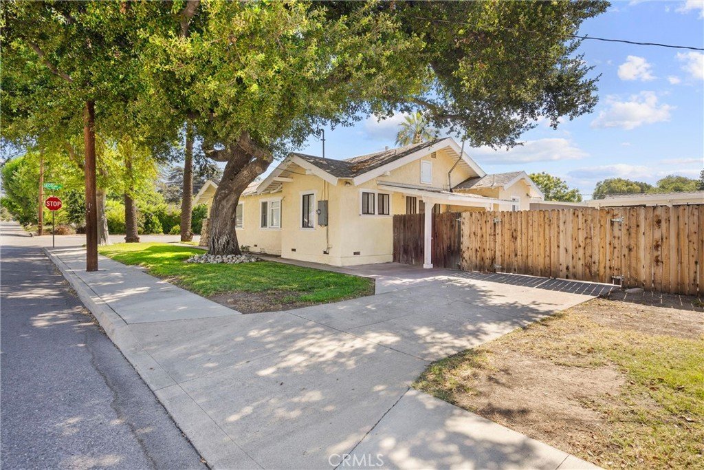 2408 2130 2nd Street La Verne CA 91750 8 2408 2130 2nd Street La Verne CA 91750