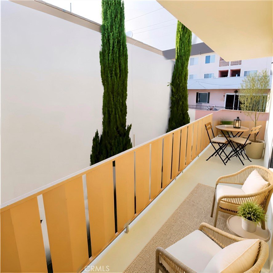 1755 N Berendo 28 Los Angeles CA 90027 10 1755 N Berendo 28 Los Angeles CA 90027