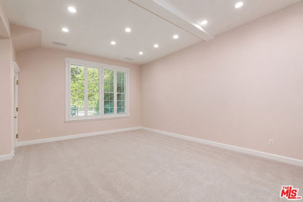 1519 Schuyler Road Los Angeles CA 90210 37 1519 Schuyler Road Los Angeles CA 90210