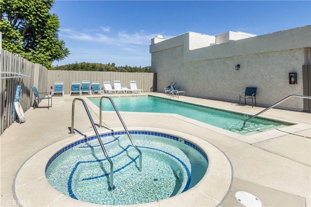 4327 Freedom 5 Calabasas CA 91302 21 4327 Freedom 5 Calabasas CA 91302