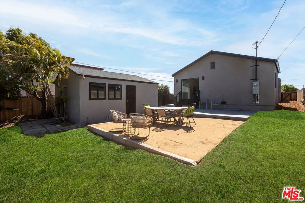 10516 Cimarron Street Los Angeles CA 90047 44 10516 Cimarron Street Los Angeles CA 90047
