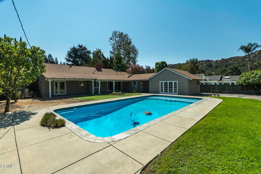 4247 Encinas Drive La Canada Flintridge CA 91011 44 4247 Encinas Drive La Canada Flintridge CA 91011