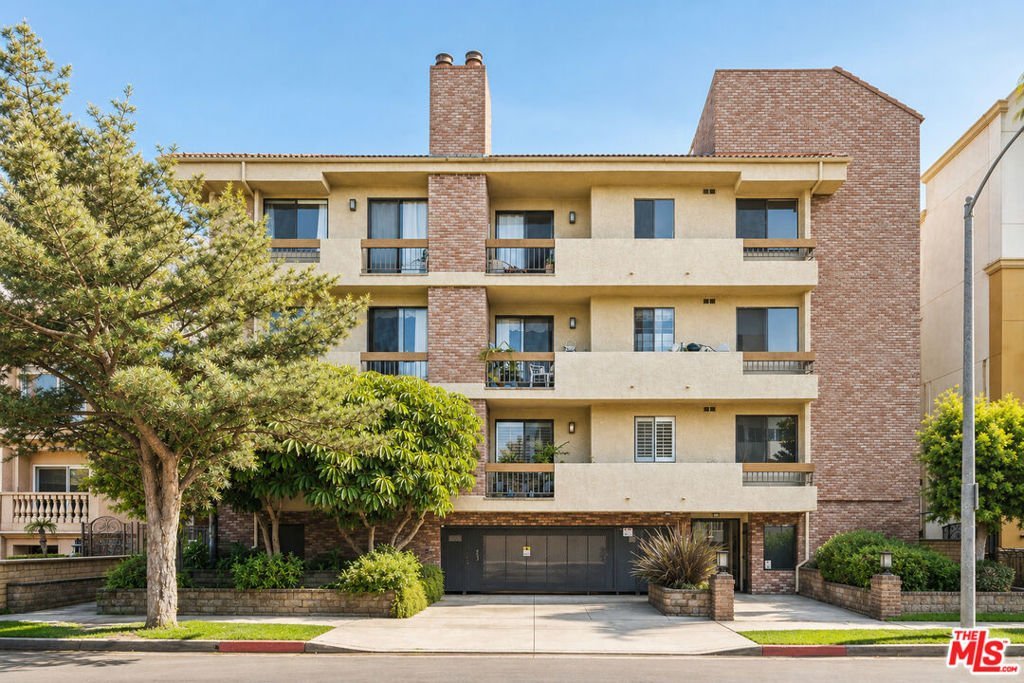 828 S Bedford Street 202 Los Angeles CA 90035 16 828 S Bedford Street 202 Los Angeles CA 90035