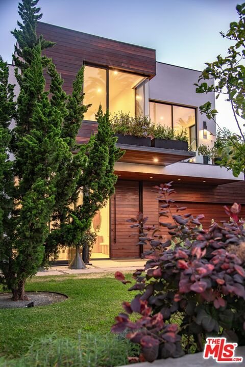 734 18th Street Santa Monica CA 90402 36 734 18th Street Santa Monica CA 90402