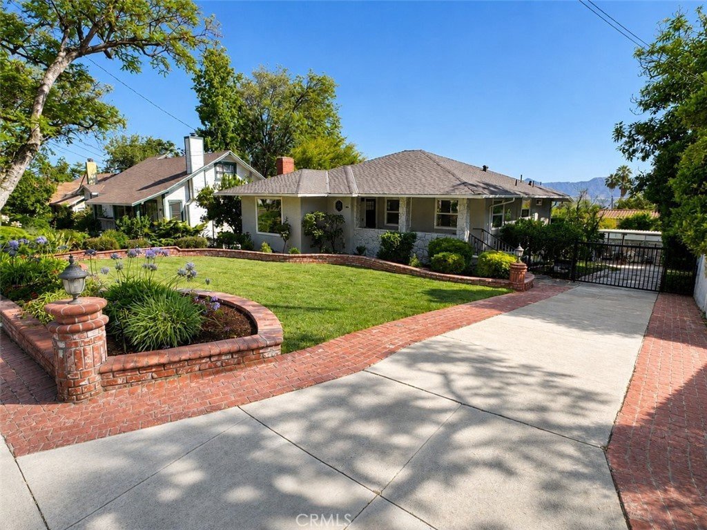 611 S Sunset Canyon Burbank CA 91501 30 611 S Sunset Canyon Burbank CA 91501