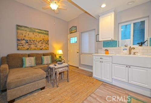 359 Sumner Avalon CA 90704 16 359 Sumner Avalon CA 90704
