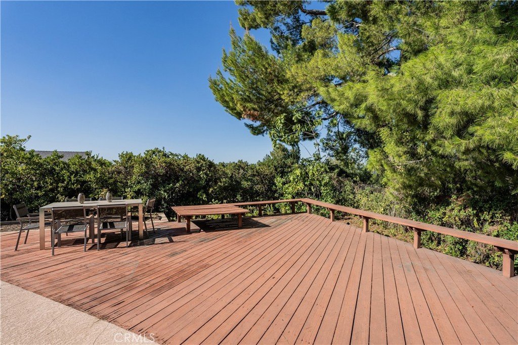5950 Winnetka Woodland Hills CA 91367 47 5950 Winnetka Woodland Hills CA 91367