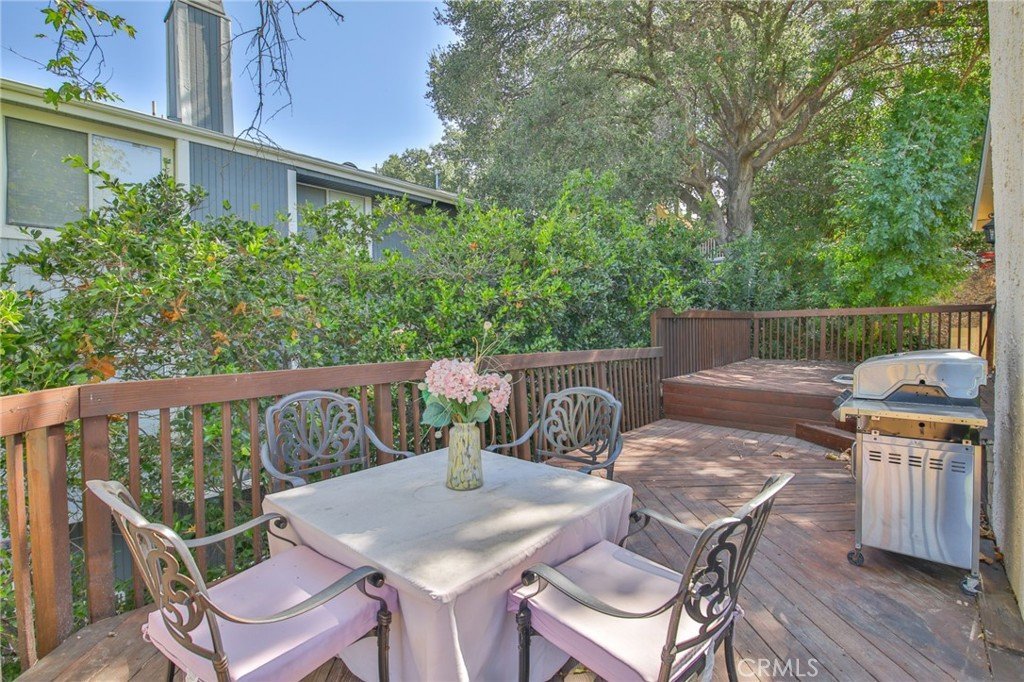 3514 Pansy Calabasas CA 91302 24 3514 Pansy Calabasas CA 91302