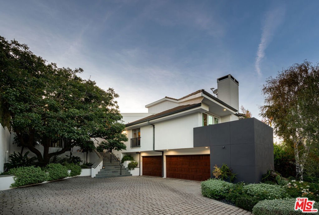 12047 Summit Circle Beverly Hills CA 90210 47 12047 Summit Circle Beverly Hills CA 90210