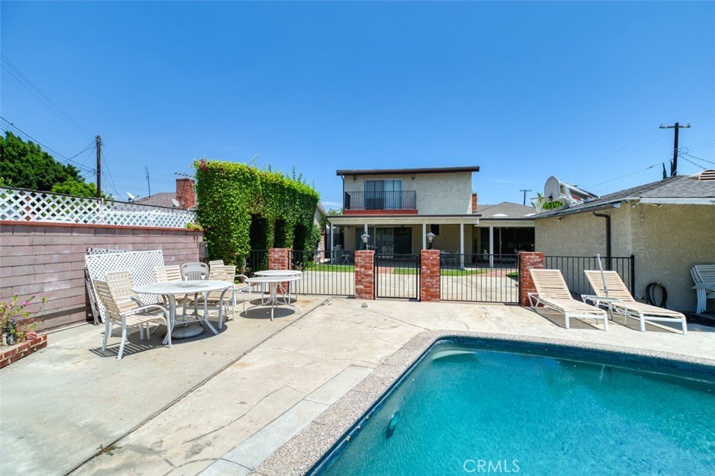 8315 Canterbury Avenue Sun Valley CA 91352 43 8315 Canterbury Avenue Sun Valley CA 91352