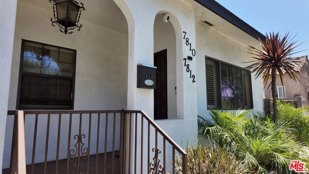 7810 La Salle Avenue Los Angeles CA 90047 52 7810 La Salle Avenue Los Angeles CA 90047