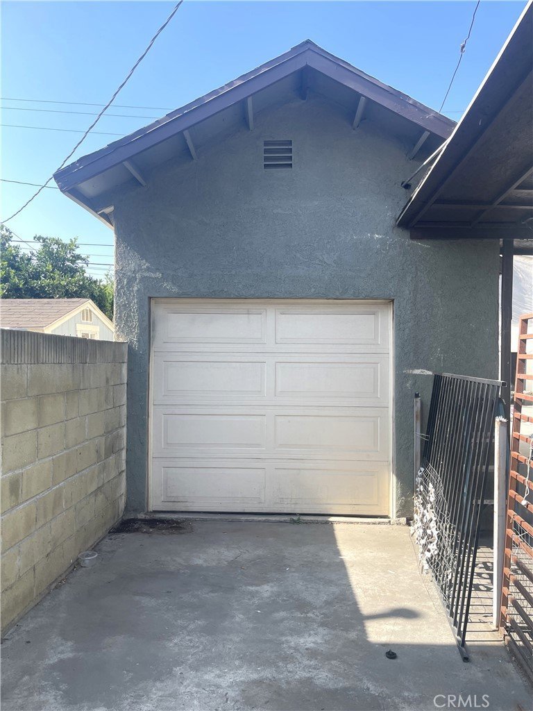 1142 E 64th Los Angeles CA 90001 5 1142 E 64th Los Angeles CA 90001