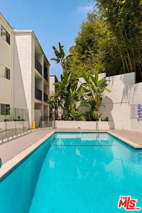 1230 Horn Avenue 419 West Hollywood CA 90069 16 1230 Horn Avenue 419 West Hollywood CA 90069