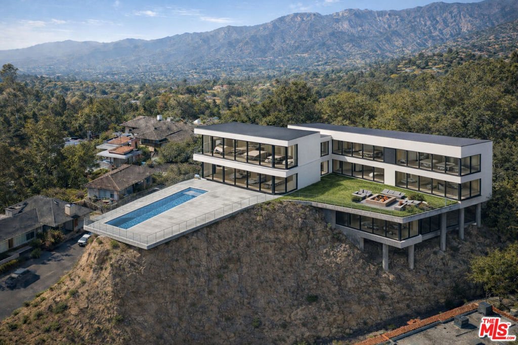 1326 Beverly Estates Drive Beverly Hills CA 90210 28 1326 Beverly Estates Drive Beverly Hills CA 90210