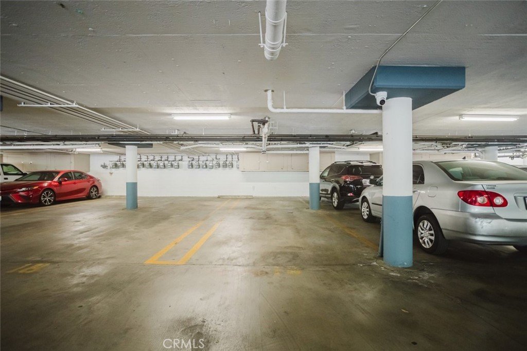 21529 Saticoy Street 217 Canoga Park CA 91304 56 21529 Saticoy Street 217 Canoga Park CA 91304