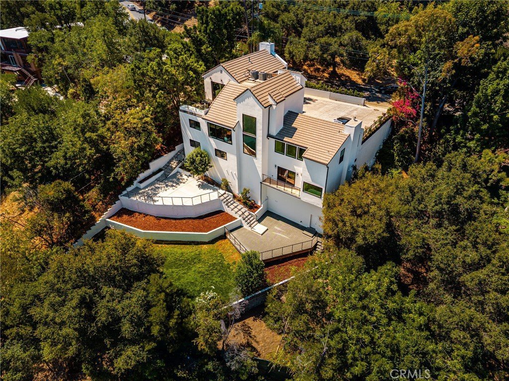 3566 Beverly Glen Sherman Oaks CA 91423 75 3566 Beverly Glen Sherman Oaks CA 91423