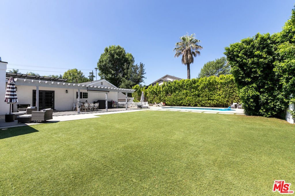 19321 Santa Rita Street Los Angeles CA 91356 29 19321 Santa Rita Street Los Angeles CA 91356