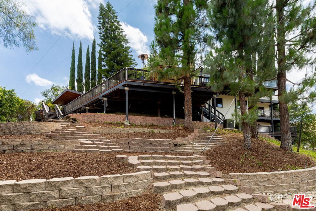 4920 Llano Drive Woodland Hills CA 91364 35 4920 Llano Drive Woodland Hills CA 91364