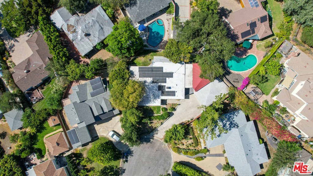 4923 Burgoyne Lane La Canada Flintridge CA 91011 35 4923 Burgoyne Lane La Canada Flintridge CA 91011
