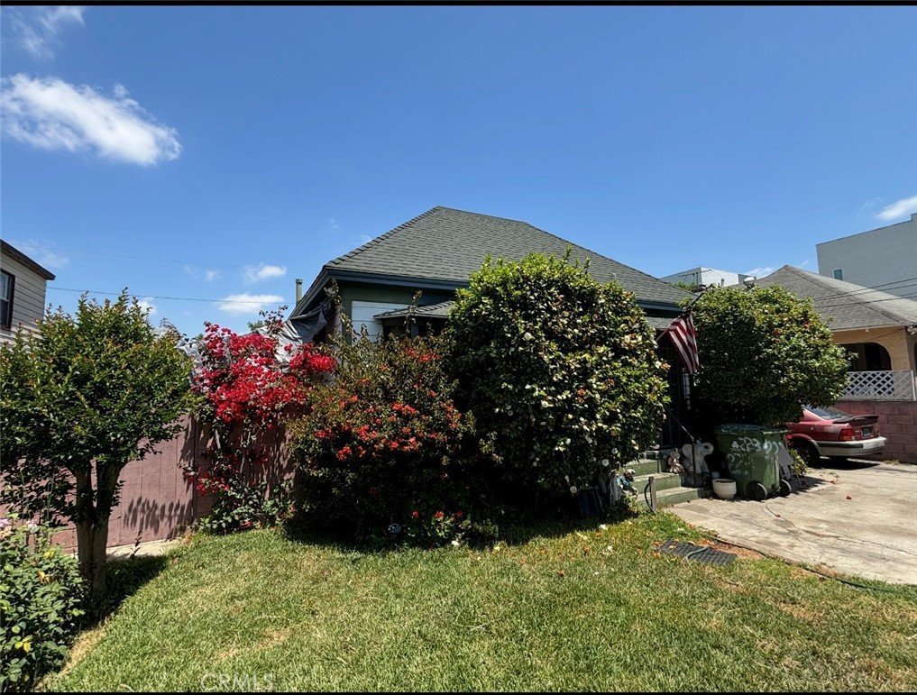 223 E 28th Los Angeles CA 90011 1 223 E 28th Los Angeles CA 90011